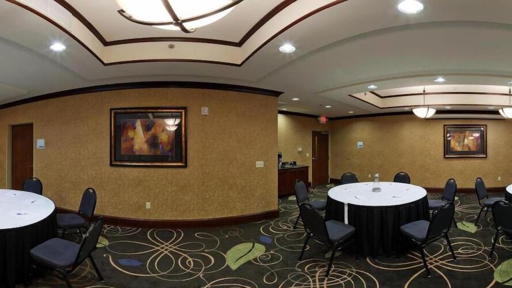 holiday inn express hotel and suites poteau by ihg
