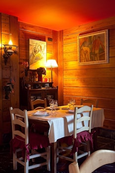 hotel antsotegi