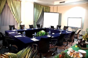 hotel grand tiga mustika