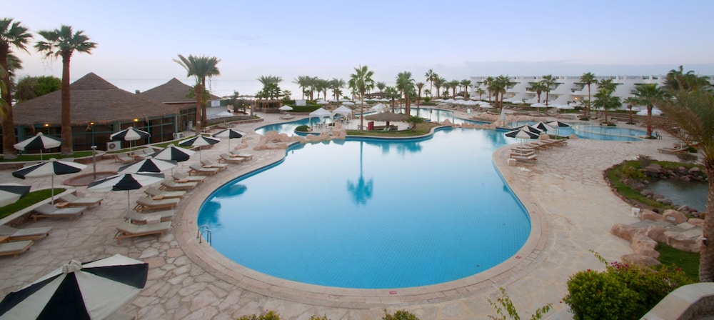 safir sharm waterfalls resort