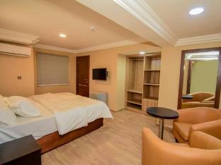 fadars place magodo