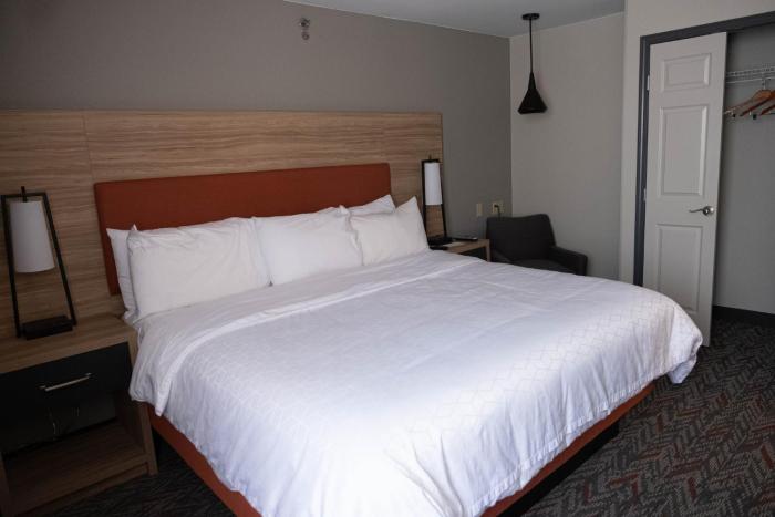 candlewood suites sheridan by ihg