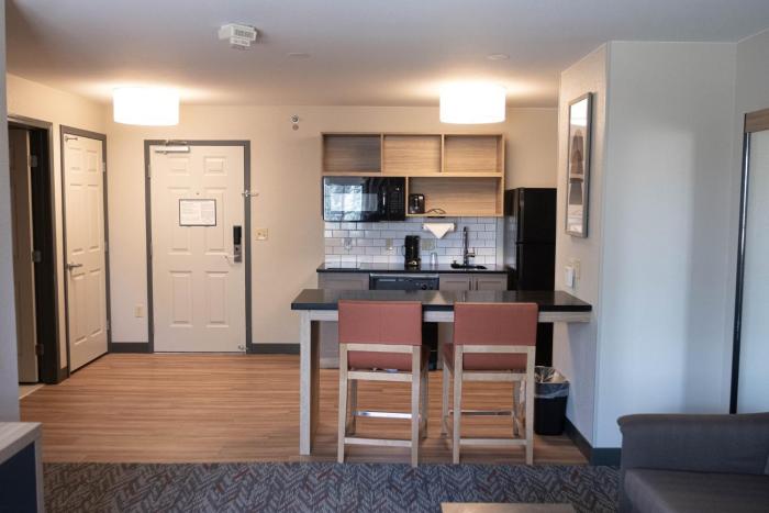 candlewood suites sheridan by ihg