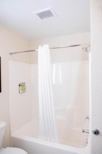 candlewood suites sheridan by ihg