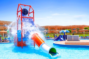 pickalbatros royal moderna sharm and aqua park