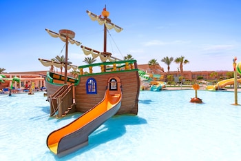 pickalbatros royal moderna sharm and aqua park