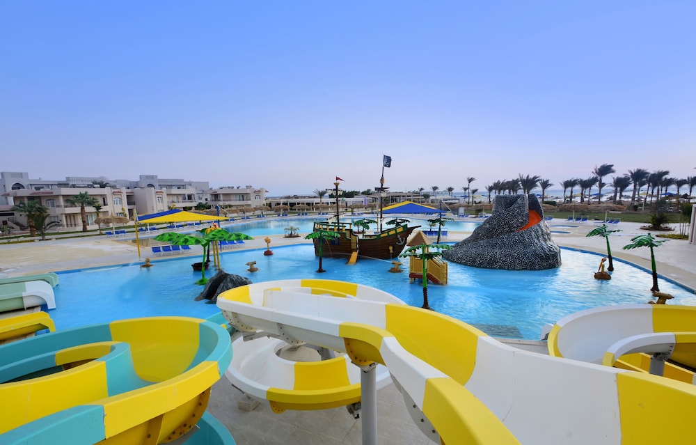 pickalbatros royal moderna sharm and aqua park