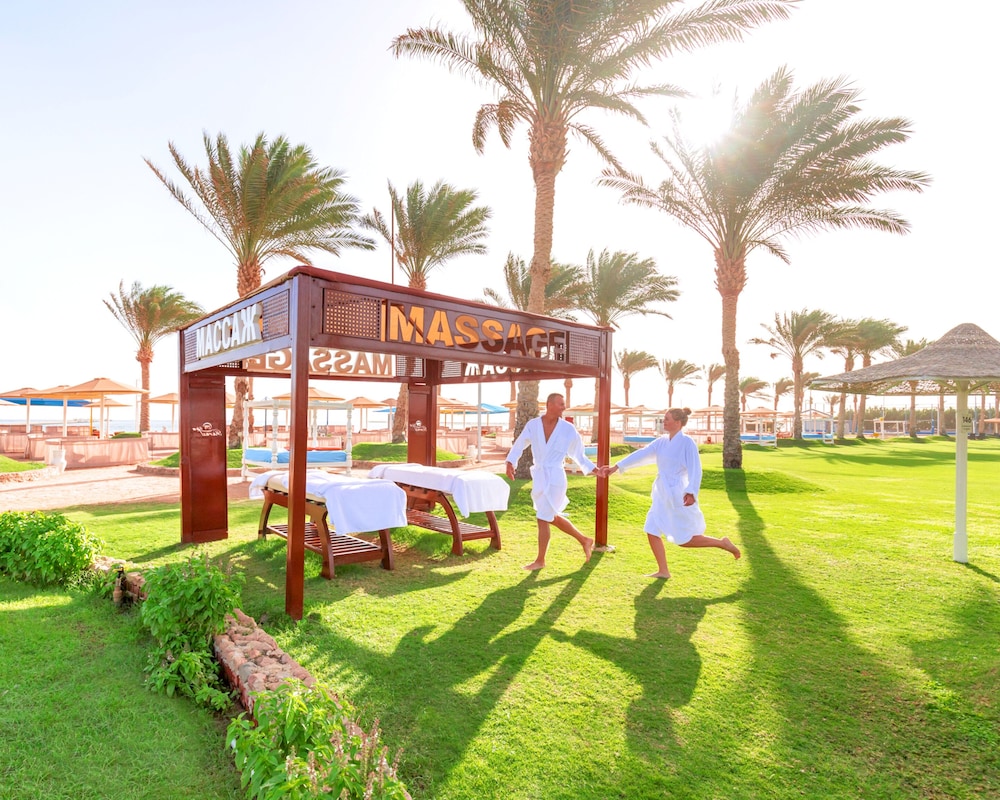 pickalbatros royal moderna sharm and aqua park