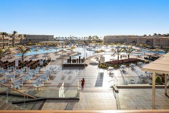 pickalbatros royal moderna sharm and aqua park