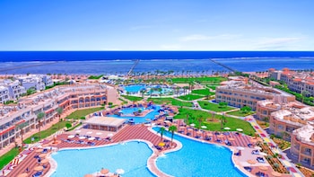pickalbatros royal moderna sharm and aqua park