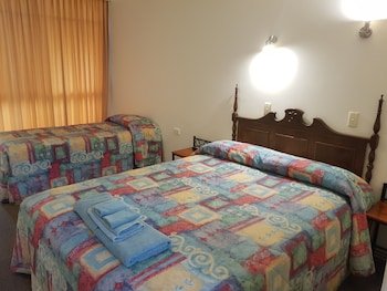 Cobb Inlander Motel,Haymarket>>Hay,4 star