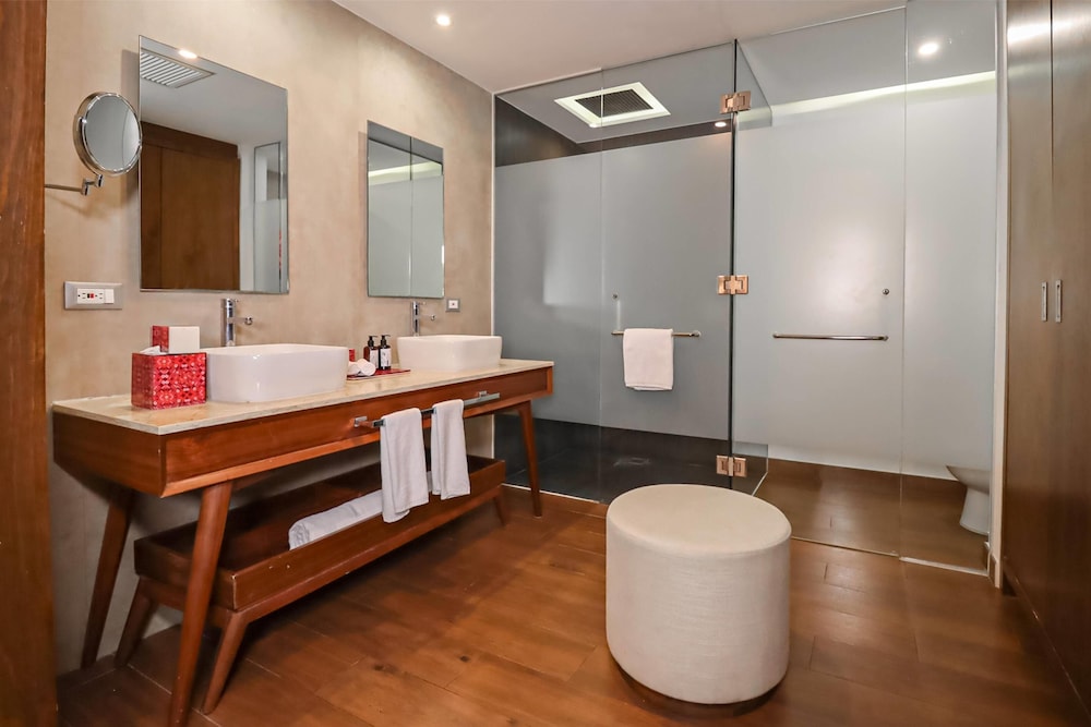 the fives downtown hotel curio by hilton
