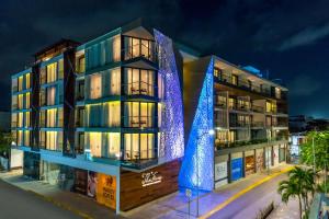 the fives downtown hotel curio by hilton