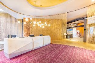 the fives downtown hotel curio by hilton