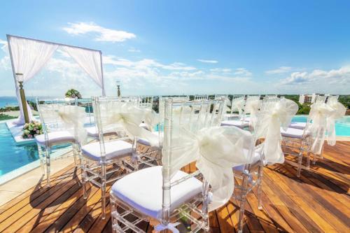the fives downtown hotel curio by hilton