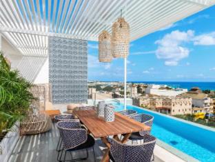 the fives downtown hotel curio by hilton