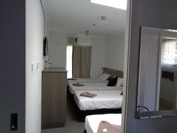 parkway motel