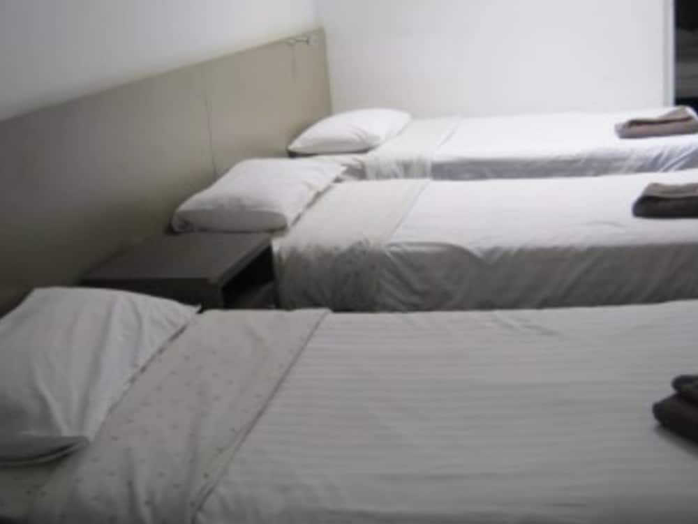 parkway motel