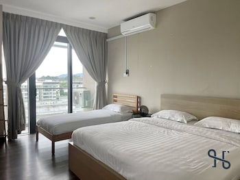 homesuite home at riverson soho
