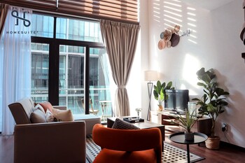 homesuite home at riverson soho
