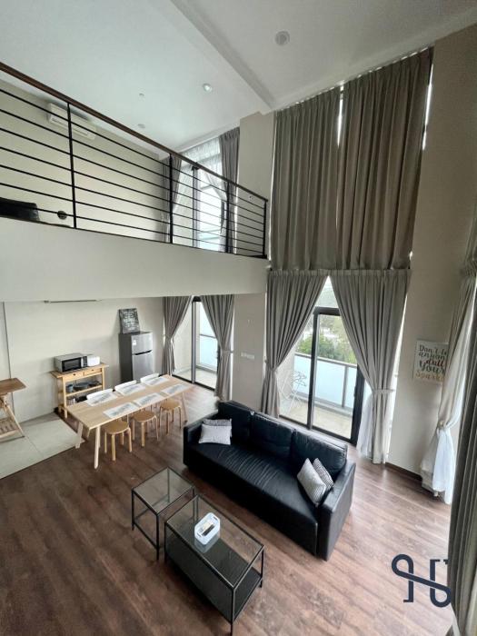 homesuite home at riverson soho