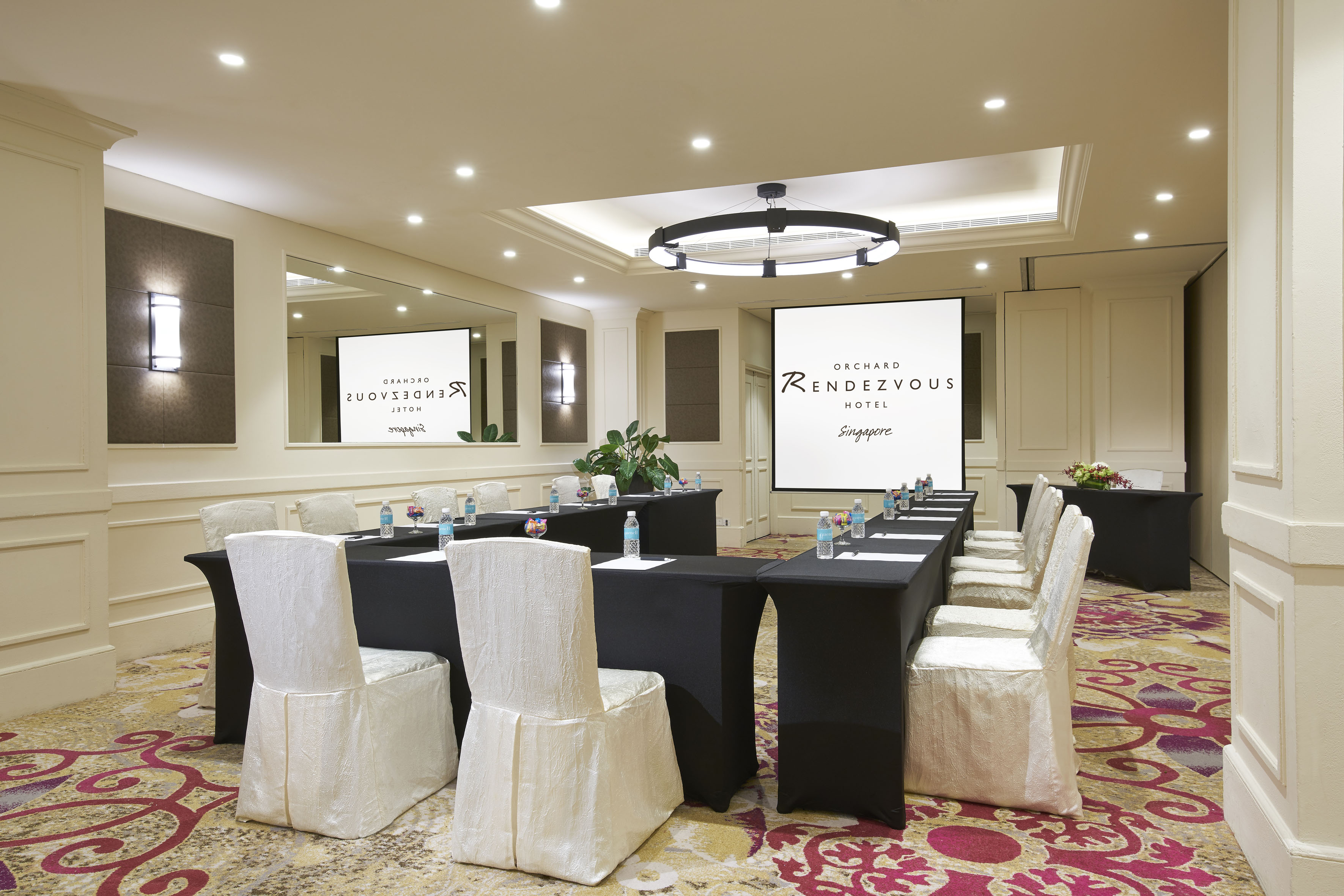 orchard rendezvous hotel by far east hospitality