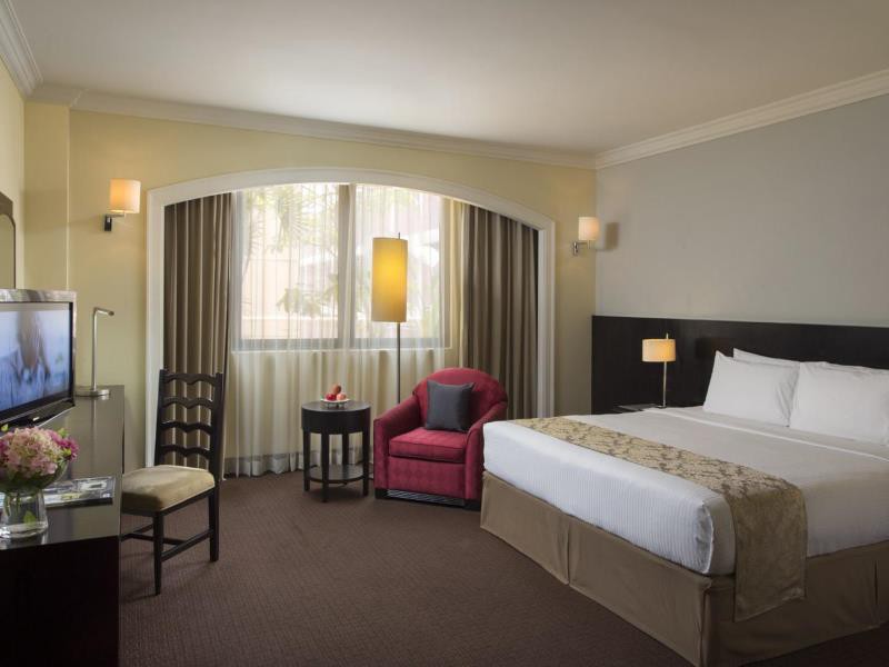 orchard rendezvous hotel by far east hospitality