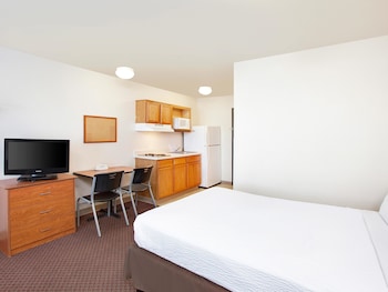 woodspring suites harlingen