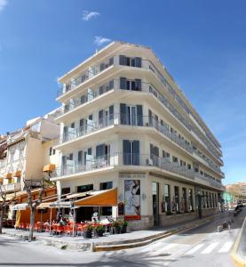 hotel subur