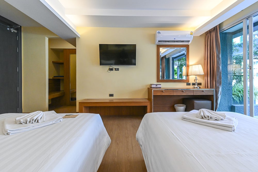 golden sea pool villa heart of hua hin