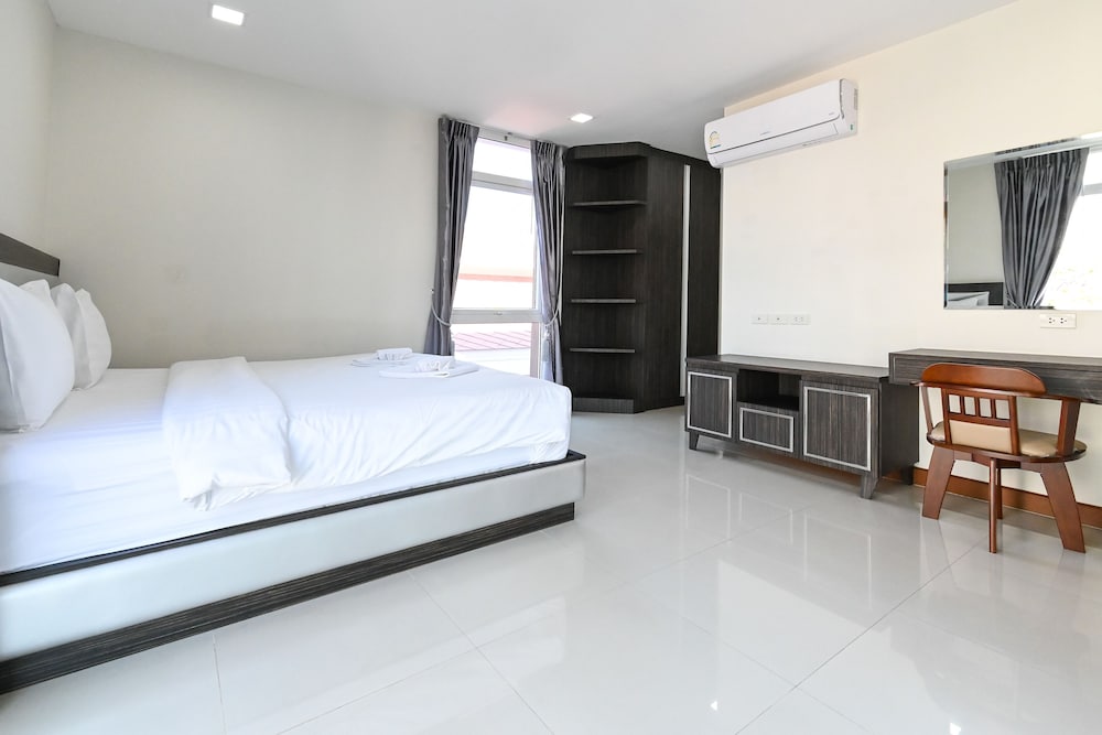 golden sea pool villa heart of hua hin