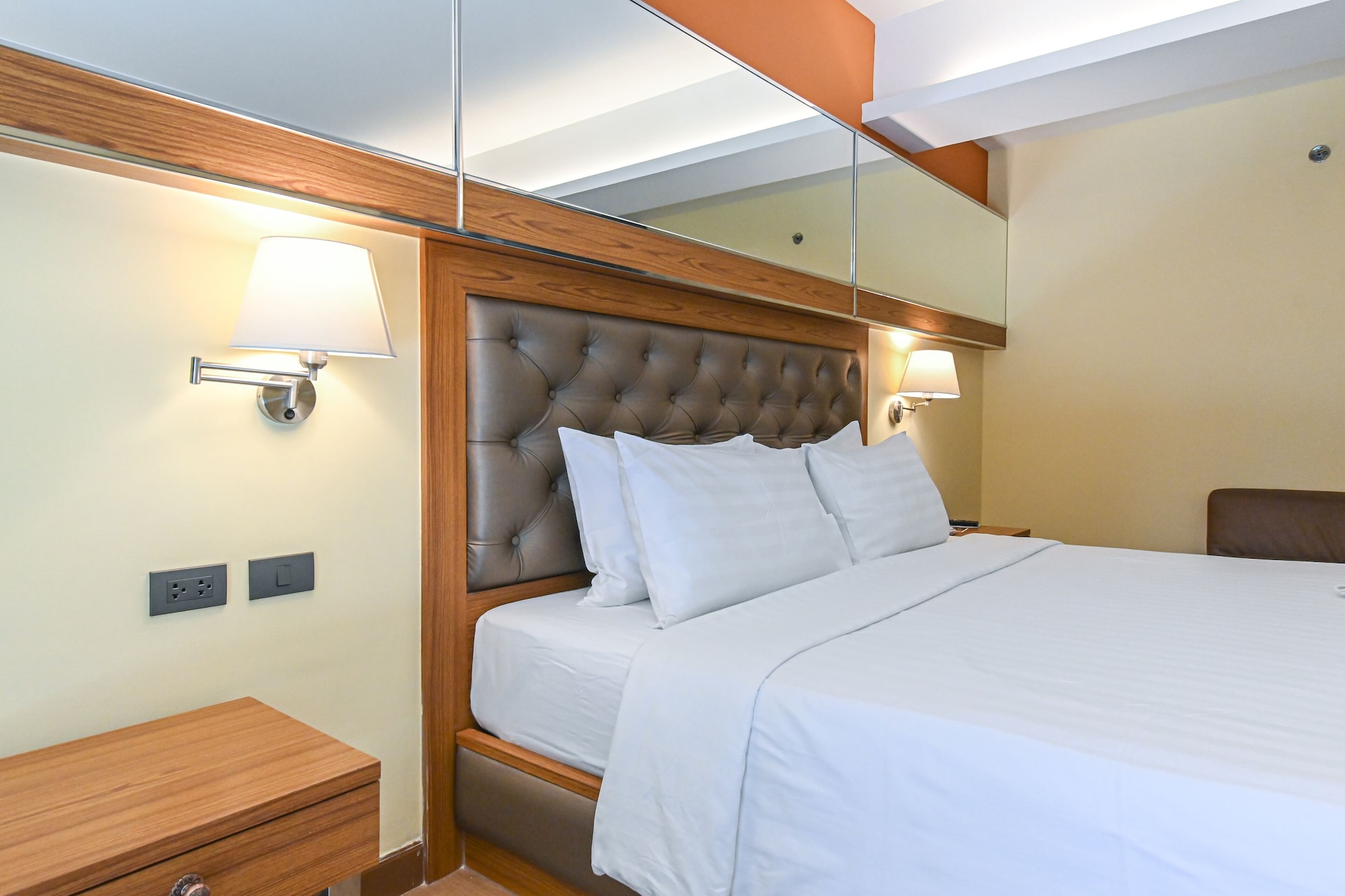 golden sea pool villa heart of hua hin