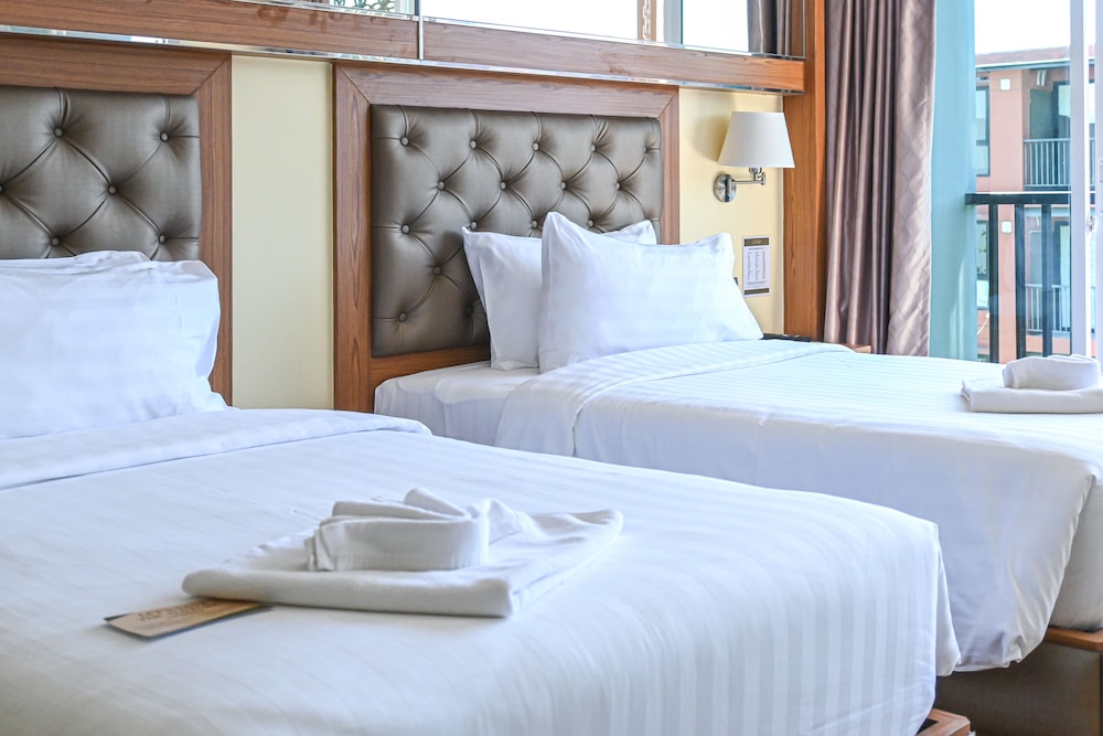 golden sea pool villa heart of hua hin