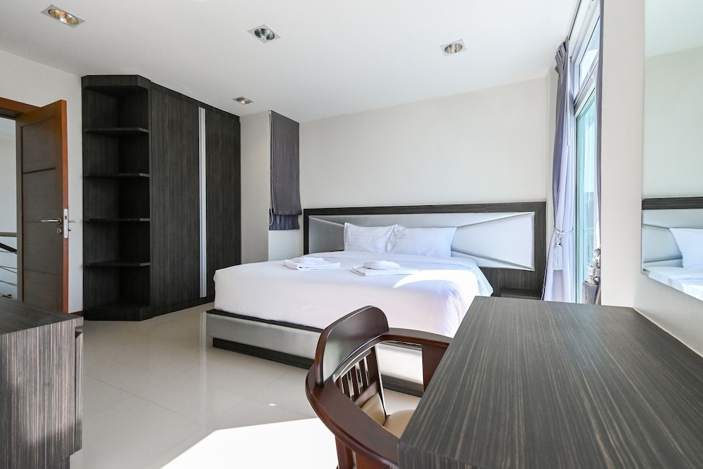 golden sea pool villa heart of hua hin