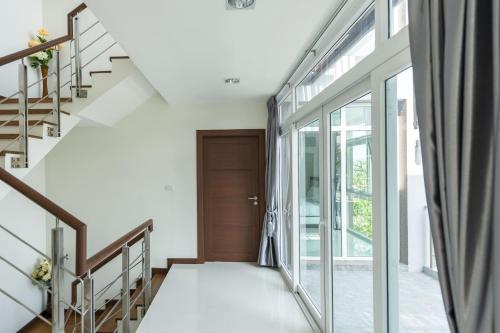 golden sea pool villa heart of hua hin