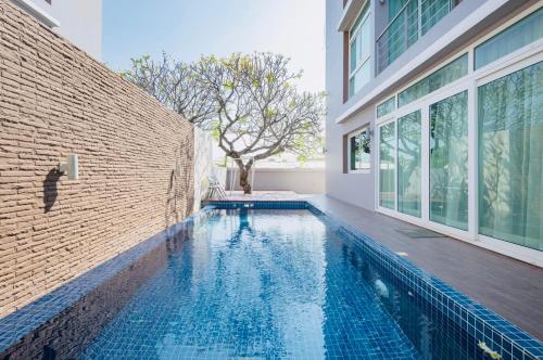 golden sea pool villa heart of hua hin
