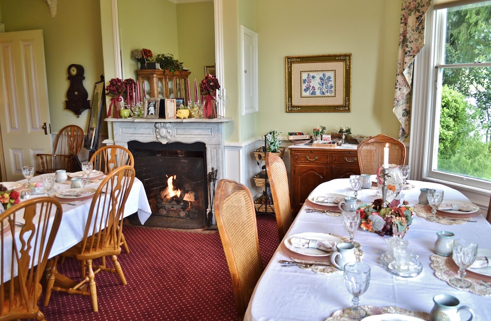 the gables wine country inn