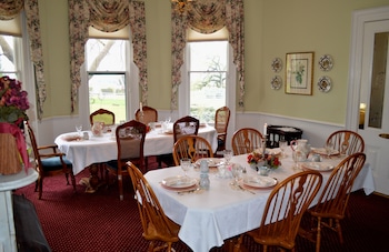 the gables wine country inn