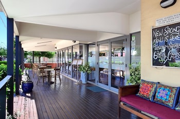 berry village boutique motel