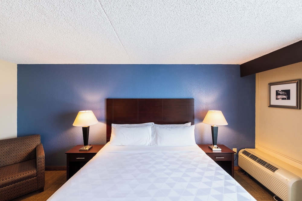 holiday inn south plainfield piscataway by ihg