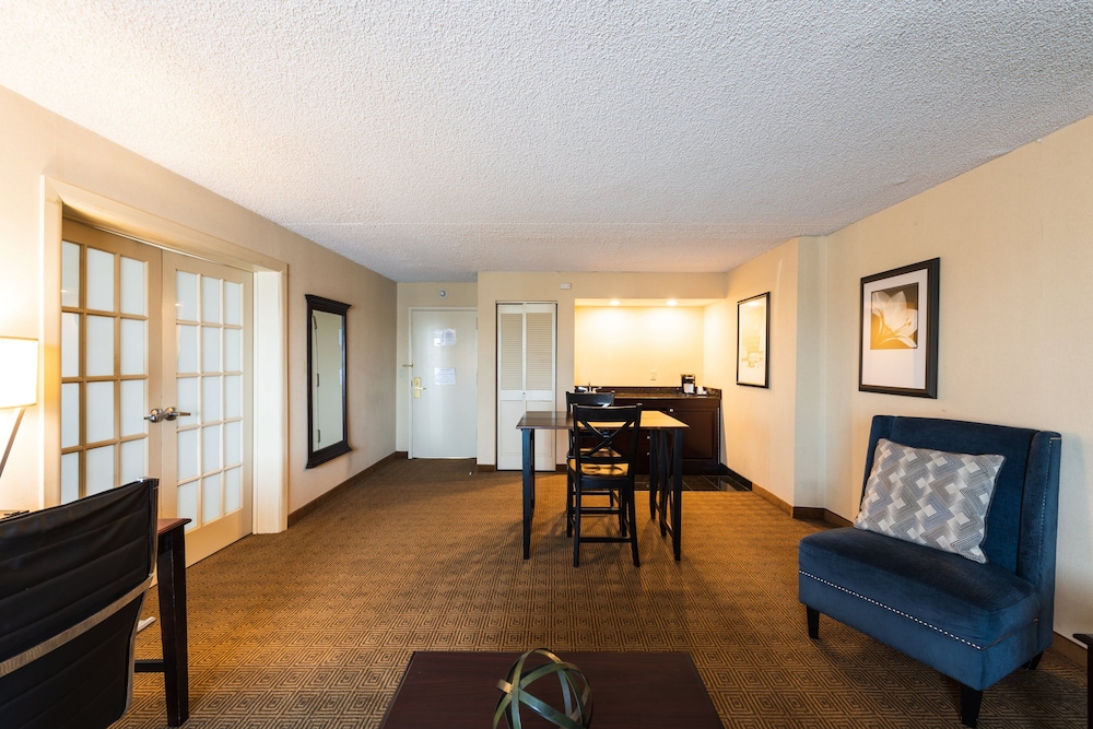 holiday inn south plainfield piscataway by ihg