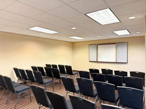 holiday inn south plainfield piscataway by ihg