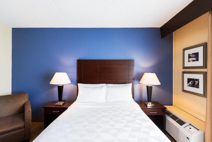 holiday inn south plainfield piscataway by ihg