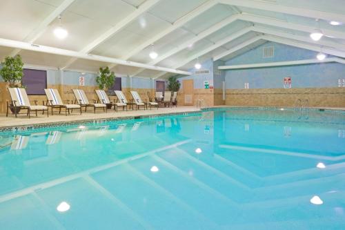 holiday inn south plainfield piscataway by ihg