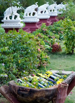 thazin garden hotel