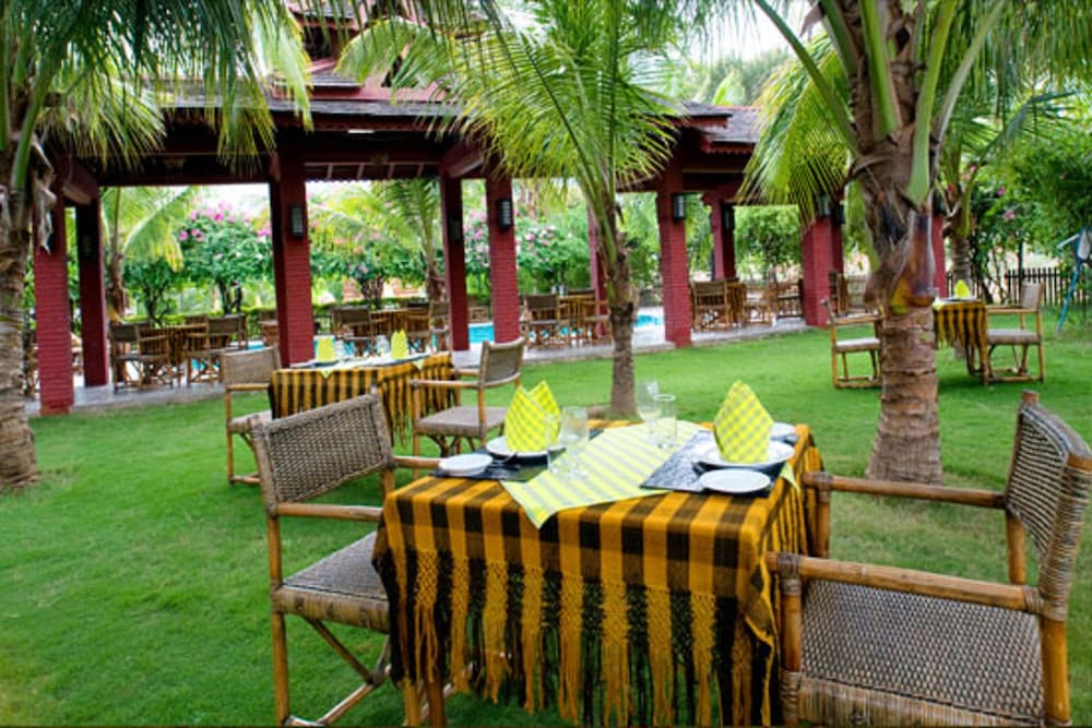 thazin garden hotel