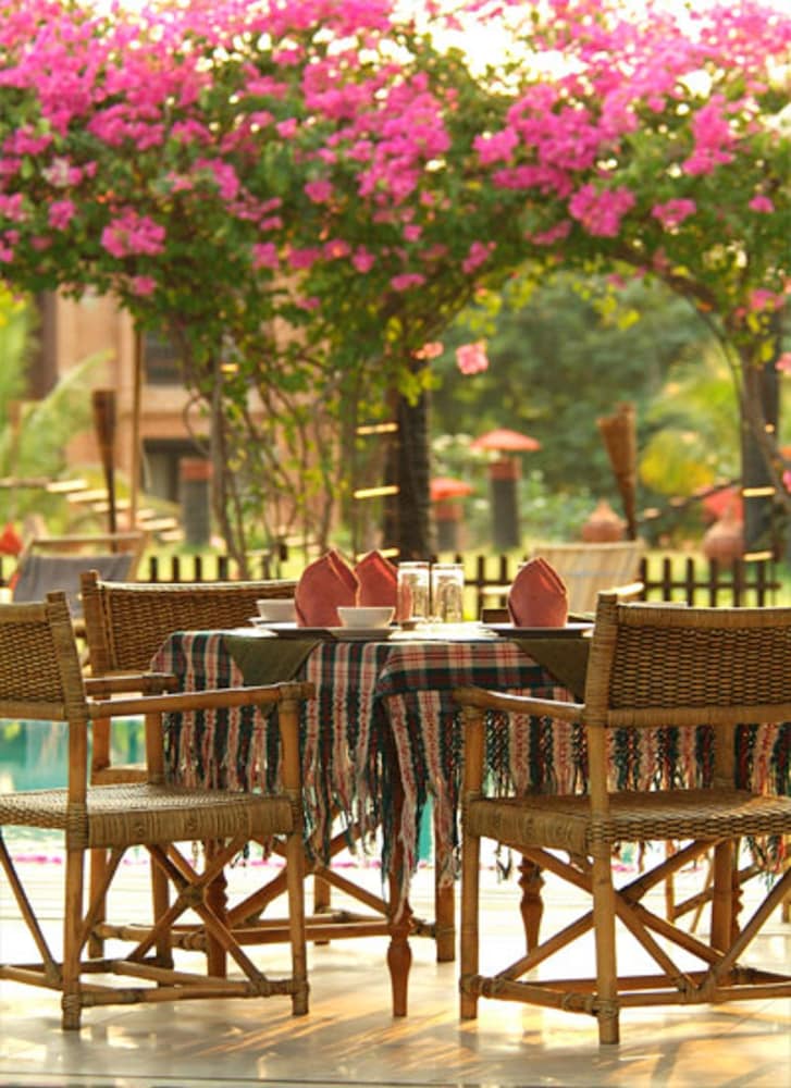 thazin garden hotel
