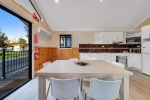 ingenia holidays avina