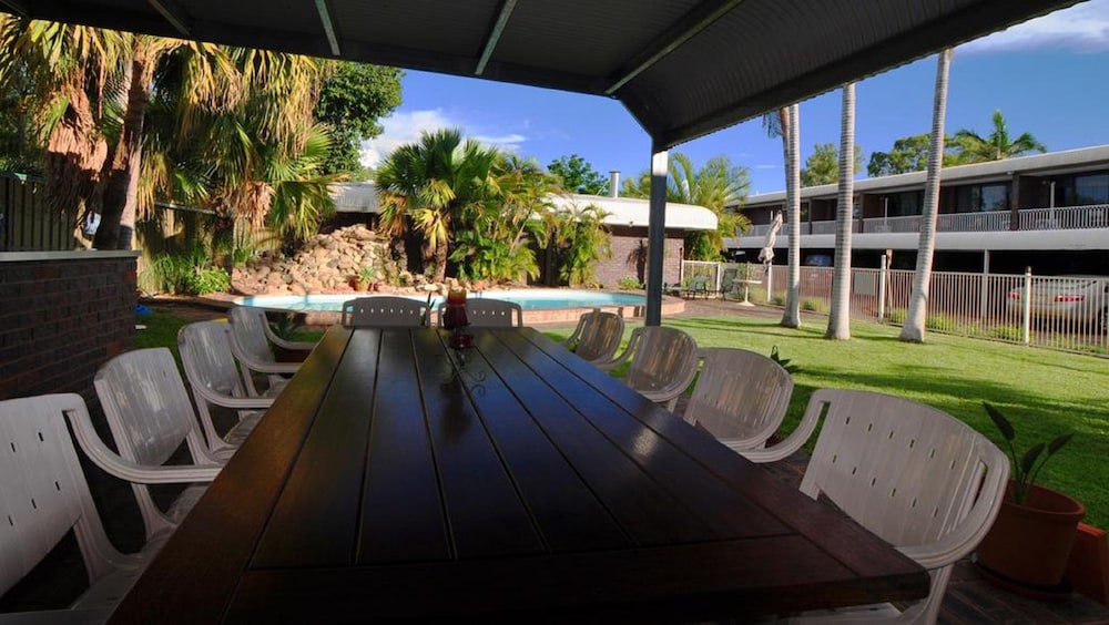 longreach motor inn