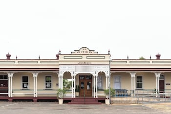longreach motor inn